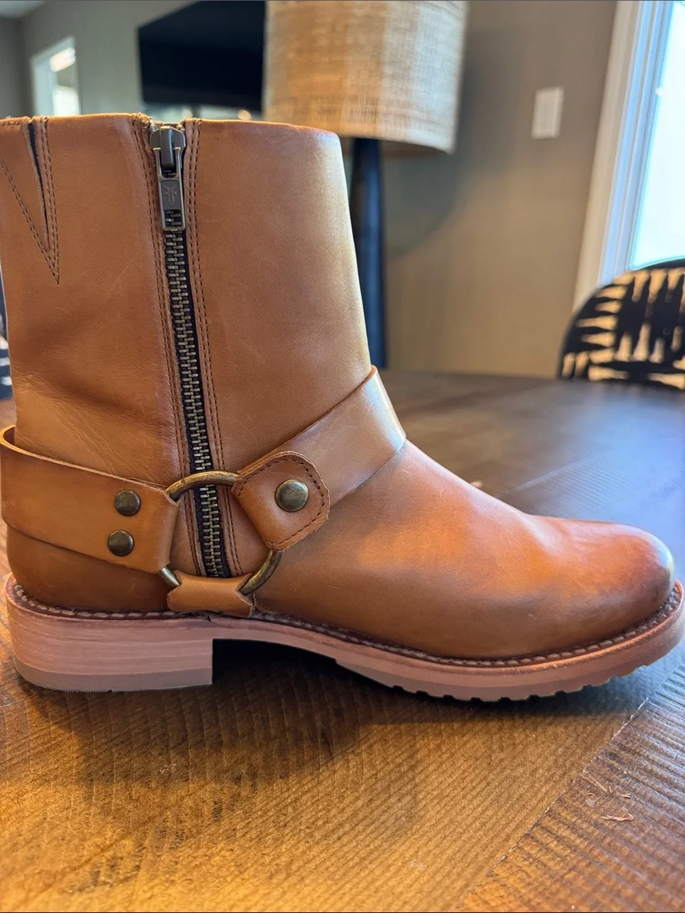 Like new (worn once) Women FRYE Veronica Flex Harness caramel leather   size 10M